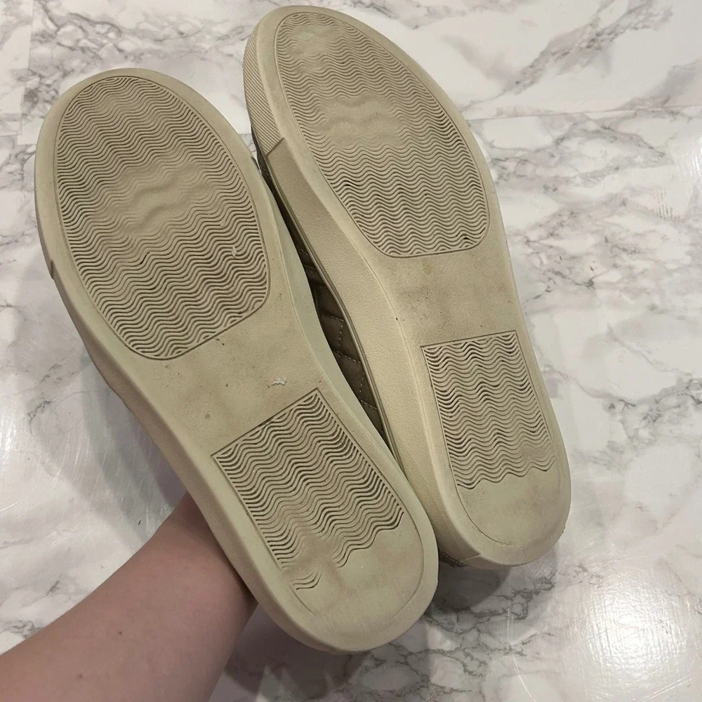 Steve Madden Women's Quilted Slip On Casual Sneakers Taupe